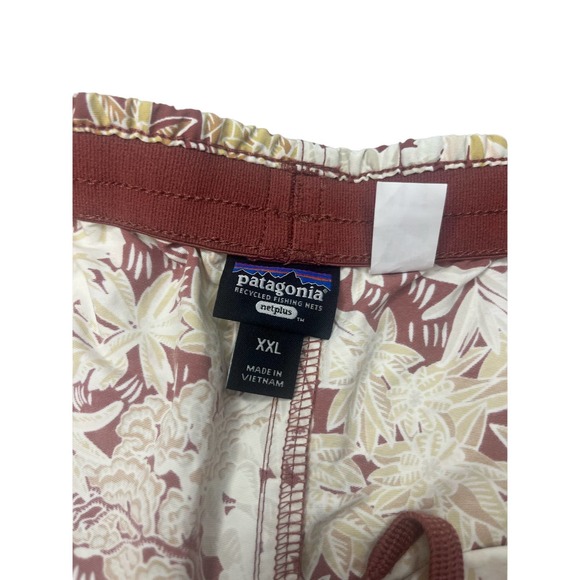 Patagonia woman’s shorts size xxl - Picture 7 of 8